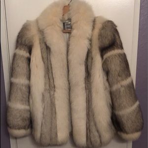 Original real vintage Saga Fox Fur Coat